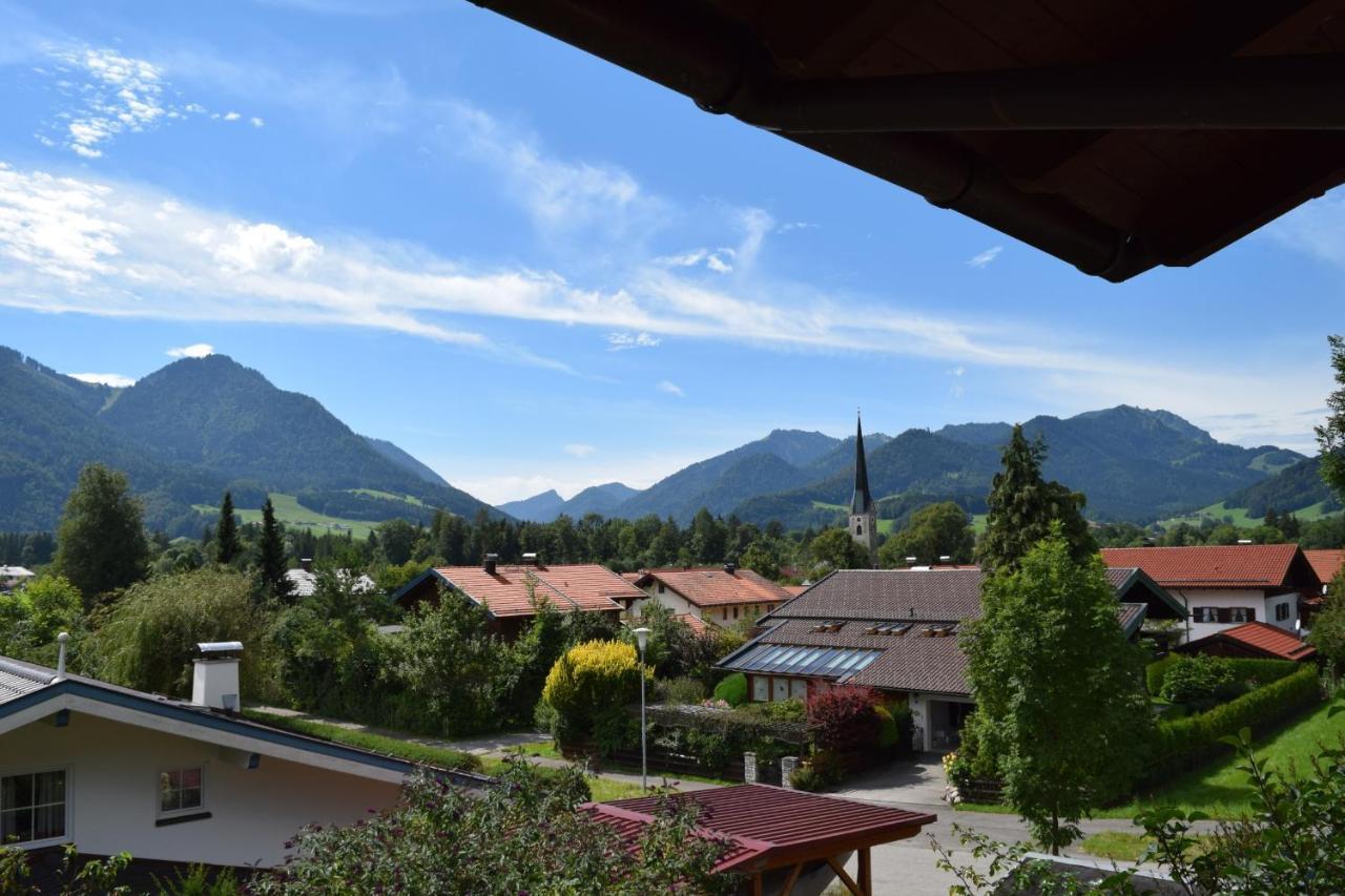 Ferienwohnungen "Am Golfplatz" Inkl. Chiemgaukarte Ruhpolding Exterior photo